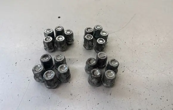 Mitsubishi Outlander Nuts/bolts 
