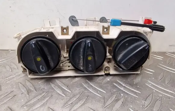 Ford Galaxy Climate control unit 95NW18D451A