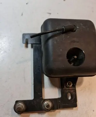 Vacuum air tank