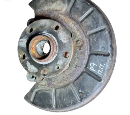 Volkswagen PASSAT B7 Front wheel hub 3C0407254F