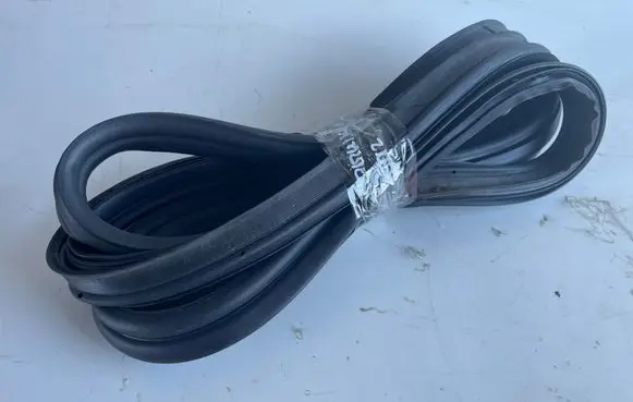 KIA Sportage Trunk rubber seal (body) 87321F1000