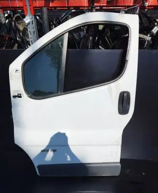 Nissan Primastar Front door