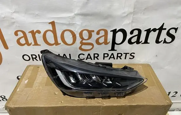 Ford Focus Headlight/headlamp NX7B13E014CF