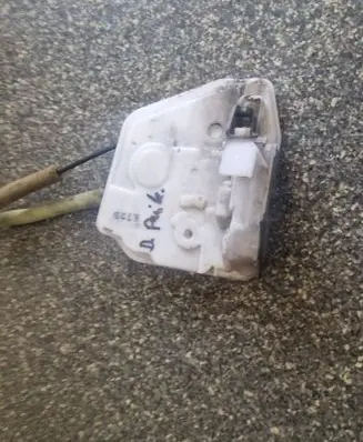 Mazda CX-5 Front door lock