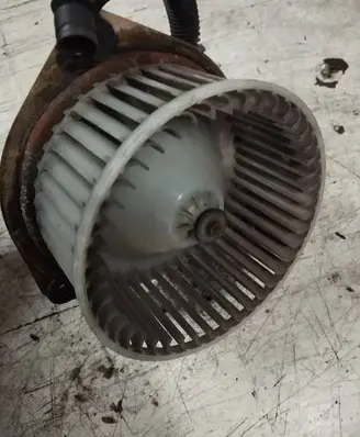 Nissan Sunny Heater fan/blower