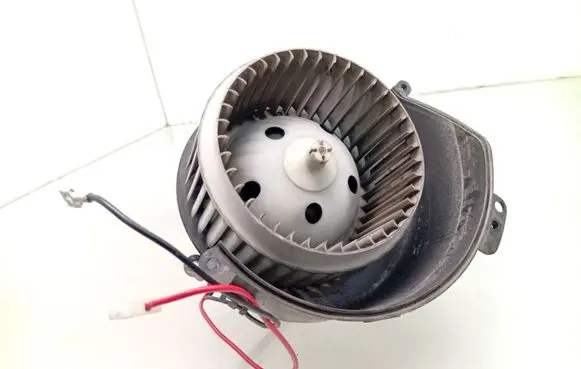 Opel Astra H Heater fan/blower 52407543