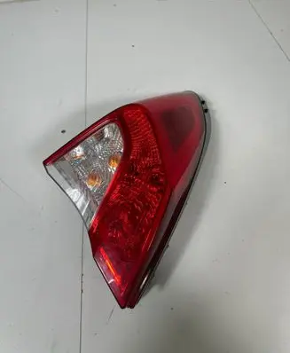 Toyota C-HR I Rear/tail lights 81550F4010