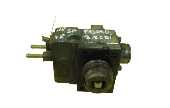 Mitsubishi Pajero Mechanical fuel pump MD367152