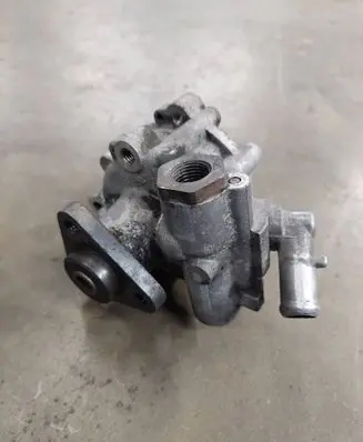 Renault Modus Power steering pump 51729535 7613955535