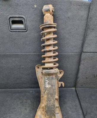Audi A4 S4 B5 8D Coil spring mount 8D0512341