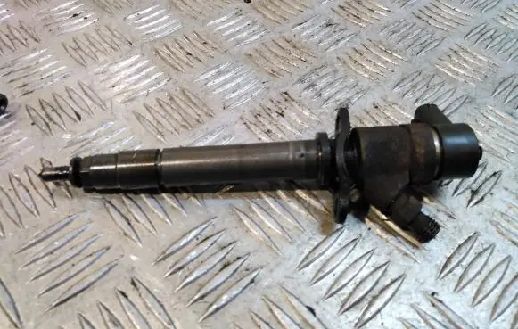 Volvo V70 Fuel injector 0445110078 8658751