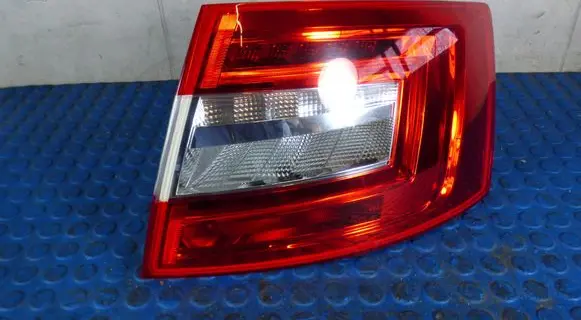 Skoda Octavia Mk3 (5E) Rear/tail lights CART5E5945096B 5E5945096B 2SK01288302