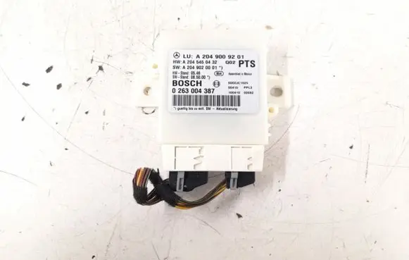 Mercedes-Benz C W204 Parking PDC control unit/module 2049009201 A2049009201