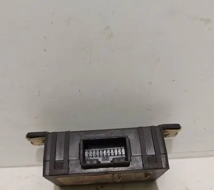Audi A6 S6 C5 4B Alarm control unit/module 4B0951173