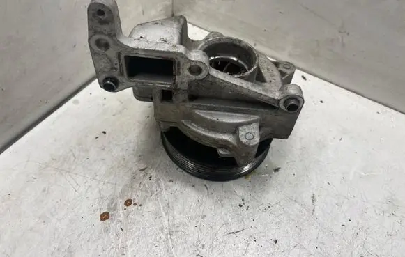 Hyundai Santa Fe Water pump HY9704
