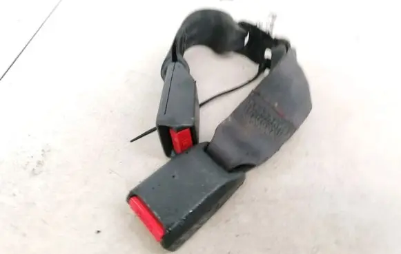 Mazda Xedos 9 Rear seatbelt buckle