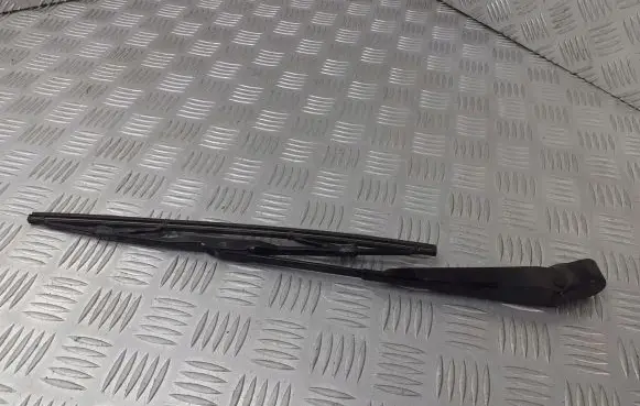 Peugeot 206+ Rear wiper blade arm