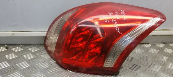 Toyota RAV 4 (XA30) Rear/tail lights