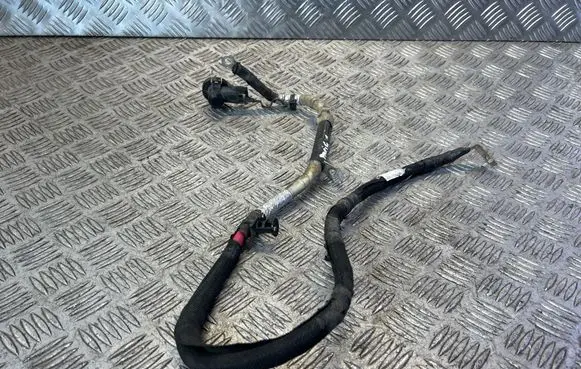 Positive cable (battery)
