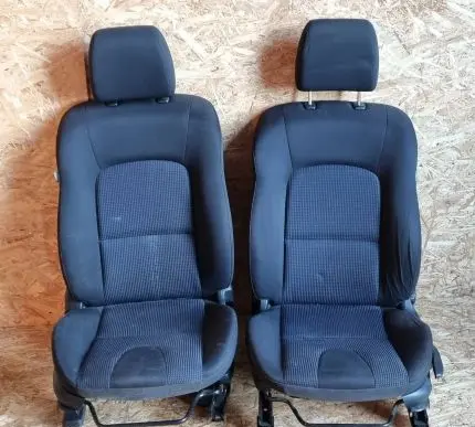 Mazda 3 I Seat set 