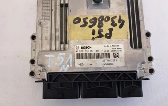 Renault Trafic III (X82) Engine control unit/module ECU