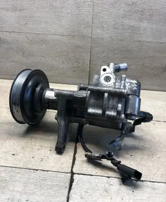 BMW 5 F10 F11 Power steering pump 407944801 5009278