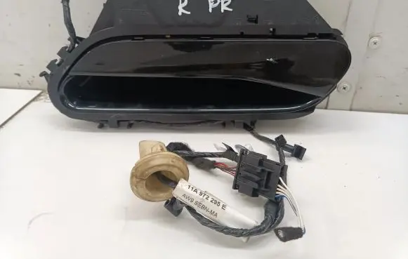 Volkswagen ID.4 Front door exterior handle 11A837811G