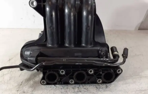 Volkswagen Polo IV 9N3 Intake manifold 03D129766L