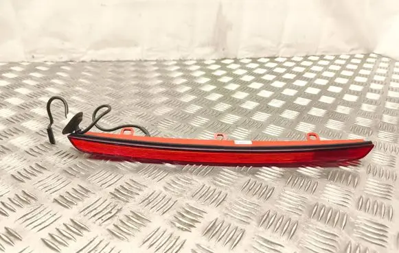 Audi A6 S6 C7 4G Third/center stoplight 4G9945097
