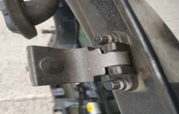 Seat Leon (1P) Tailgate/trunk/boot hinge