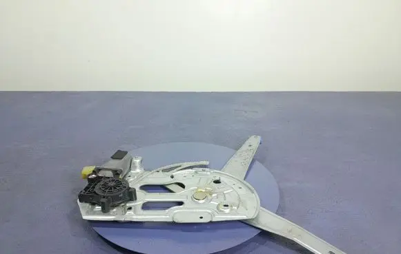 Volvo S60 Front door window regulator with motor 8626849