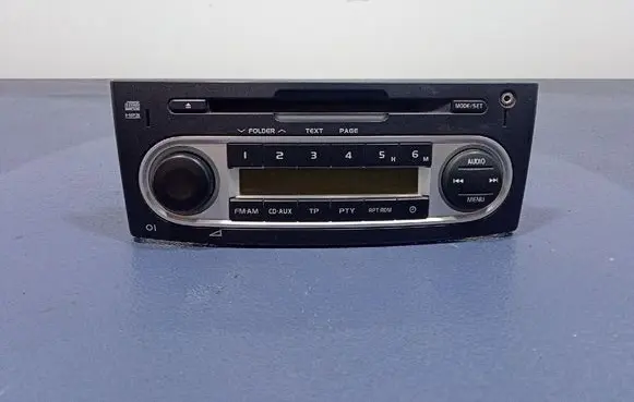 Mitsubishi Colt Radio/CD/DVD/GPS head unit MZ314167