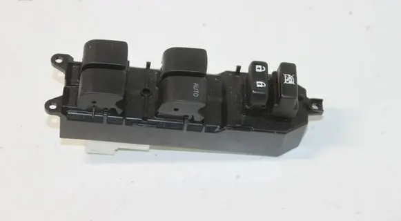 Toyota Auris E180 Electric window control switch