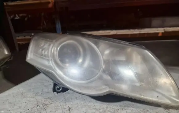 Volkswagen PASSAT B6 Headlight/headlamp 3C0941006J
