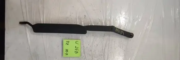 Audi 80 90 S2 B4 Rear wiper blade arm 543124165