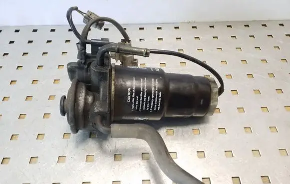 Toyota Avensis T250 Fuel filter housing 