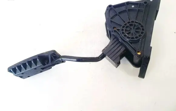 Honda CR-V Accelerator throttle pedal 31303l05