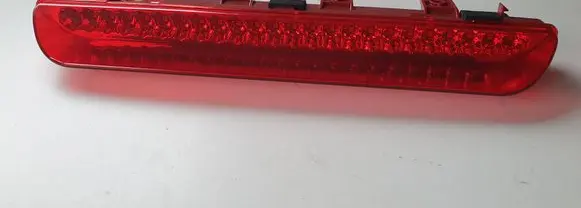 KIA Sportage Third/center stoplight