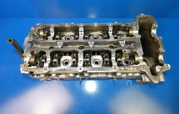 Mercedes-Benz CLS C218 X218 Engine head A6420103507