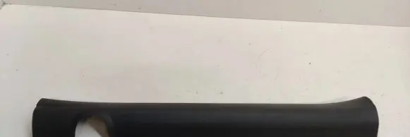 Other sill/pillar trim element