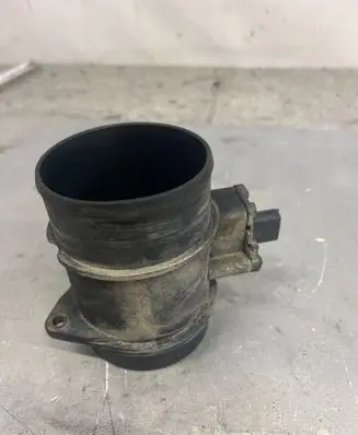 Renault Master III Mass air flow meter 165765213r
