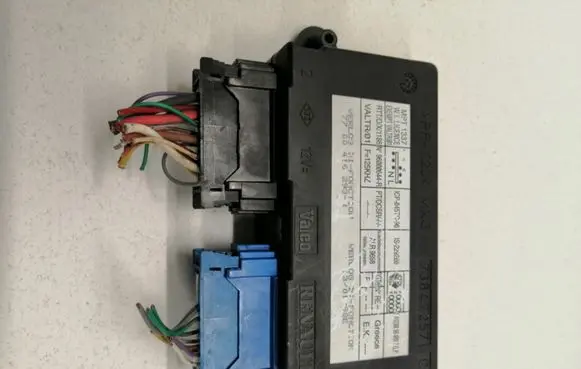Renault Espace III Comfort/convenience module 73847257C
