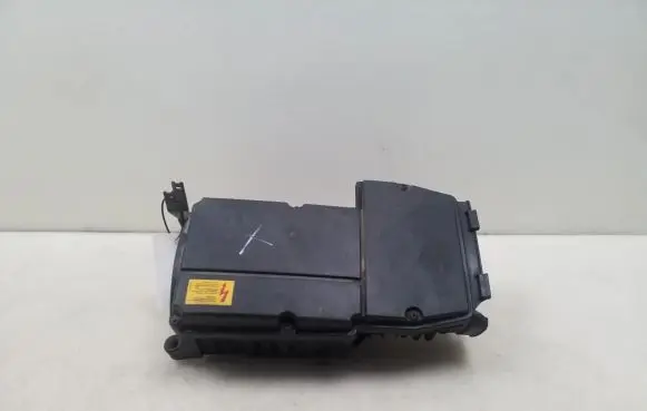 Mercedes-Benz C W203 Air filter box A2710900901
