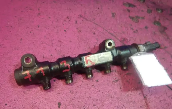 Citroen Berlingo Fuel main line pipe 9654592680