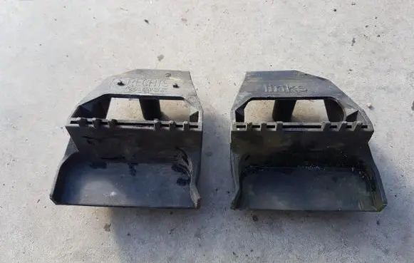 BMW 7 E38 Radiator mount bracket 
