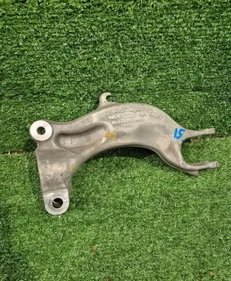 Audi A6 C7 Front upper strut mount 4m0413037