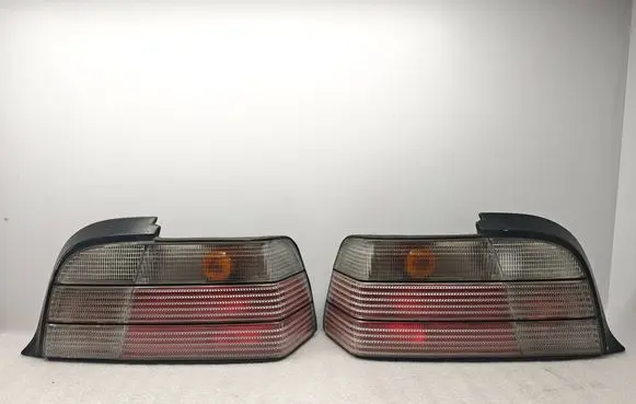 BMW 3 E36 Rear/tail lights set KSBM017