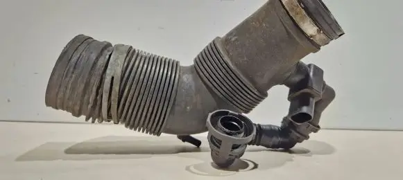 Volkswagen Polo V 6R Air intake hose/pipe 6r0129654