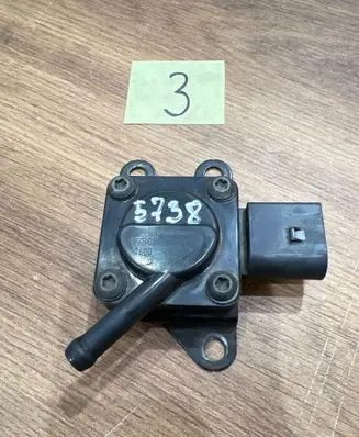 BMW 5 E60 E61 Exhaust pressure sensor 7808013