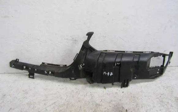 Front bumper mounting bracket